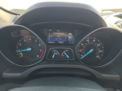 Used 2017 Ford Escape SE AWD/4WD image 35