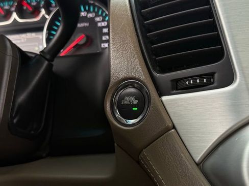 Used 2019 GMC Yukon XL SLT w/ Open Road Package image 32