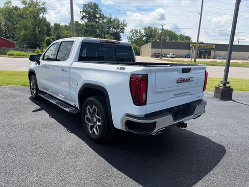 Used 2024 GMC Sierra 1500 SLT w/ SLT Premium Plus Package AWD/4WD image 4