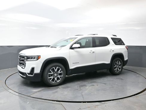 Used 2023 GMC Acadia SLT image 10