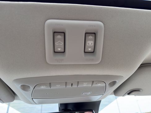 Certified 2024 Nissan Murano Platinum w/ Cargo Package image 23