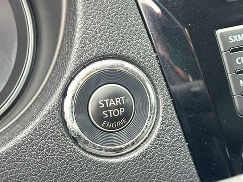 Used 2017 Nissan Rogue SL image 31