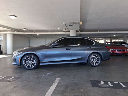 Used 2022 BMW 330i 330i w/ Driving Assistance Package image 2