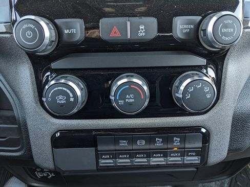 New 2026 RAM 3500 Tradesman w/ Chrome Appearance Group A image 25