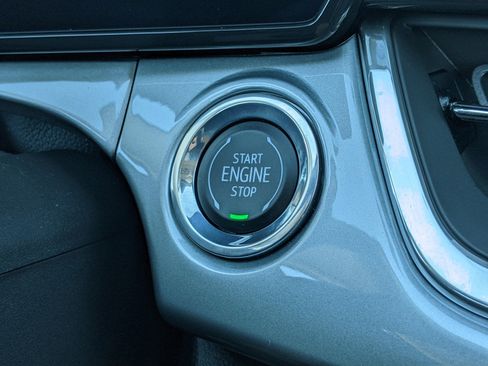 Used 2024 Chevrolet Trax LT w/ Driver Confidence Package image 26