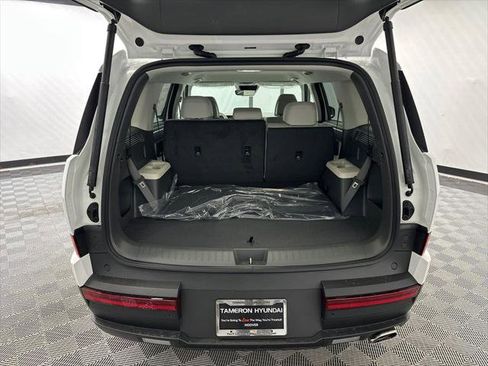 New 2026 Hyundai Santa Fe SE image 18