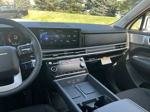 New 2026 Hyundai Santa Fe SE image 7