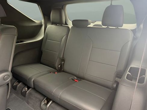 Used 2024 Chevrolet Traverse Z71 AWD/4WD image 20