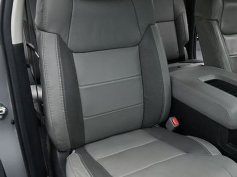 Used 2021 Toyota Tundra Limited w/ Limited Premium Package image 17