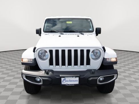 Used 2020 Jeep Wrangler Unlimited Sahara image 24