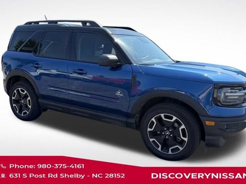 Used 2023 Ford Bronco Sport Outer Banks AWD/4WD image 2