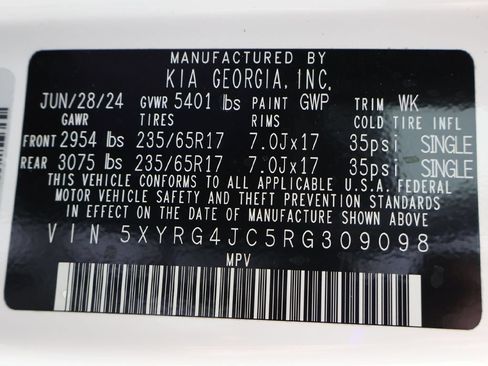 Used 2024 Kia Sorento LX FWD image 50