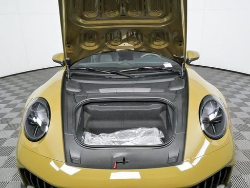 New 2026 Porsche 911 GTS image 31