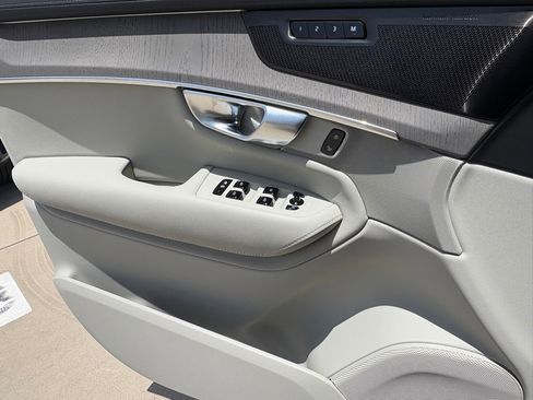 New 2026 Volvo XC90 B6 Ultra image 15