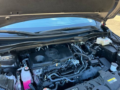 Used 2023 Toyota Sienna Platinum image 23