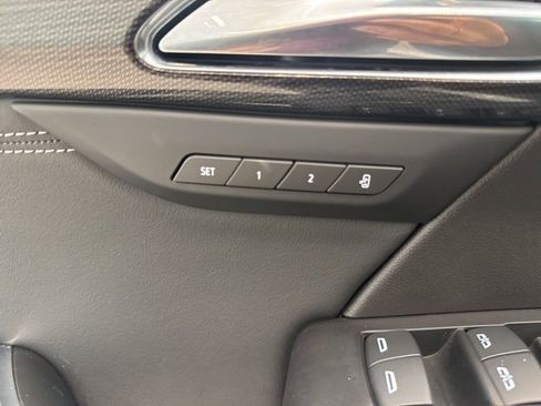 Certified 2023 Buick Envision Essence image 17