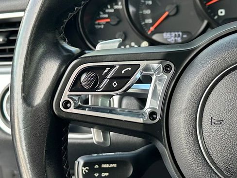 Used 2018 Porsche 911 Carrera image 26