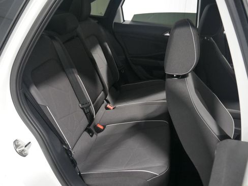 Used 2025 Volkswagen Jetta Sport image 16