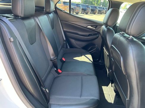 Used 2021 Buick Encore GX Preferred w/ Cold Weather Comfort Package FWD image 16