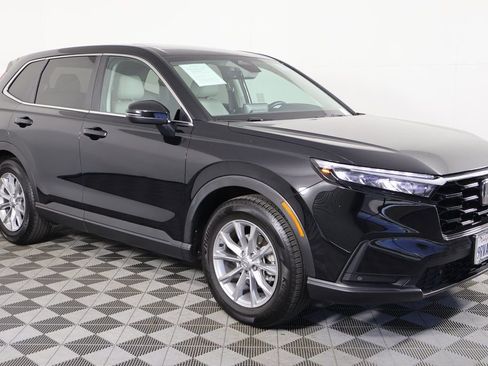 Used 2025 Honda CR-V EX-L image 3
