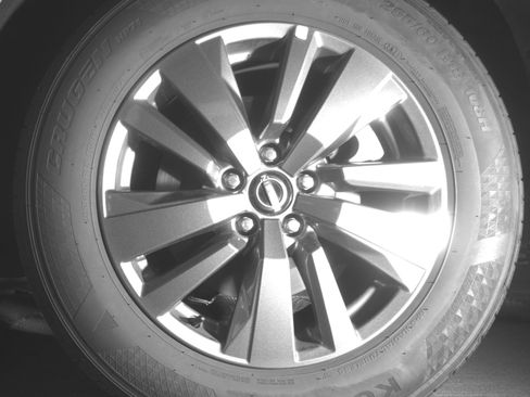 Used 2025 Nissan Pathfinder SV image 14