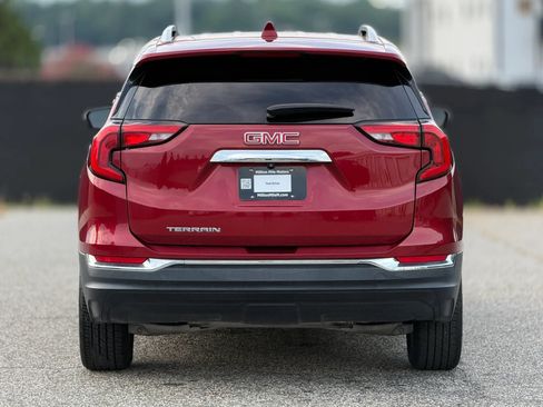 Used 2019 GMC Terrain SLT w/ Preferred Package FWD image 4