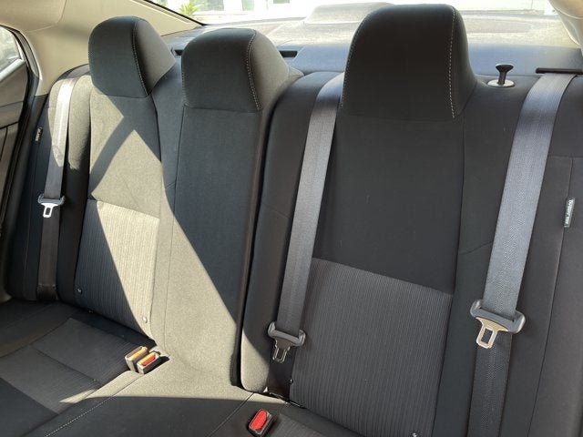 Used 2024 Nissan Sentra SV FWD image 19