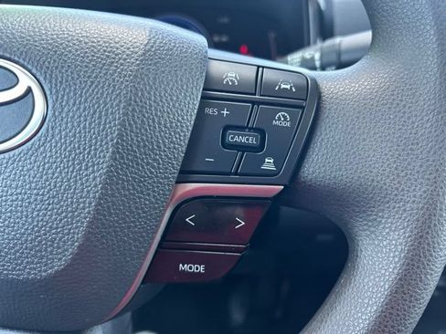 Used 2025 Toyota Camry LE FWD image 19
