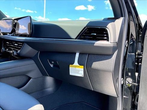 New 2026 Chevrolet Tahoe Z71 w/ Z71 Off-Road Package AWD/4WD image 29