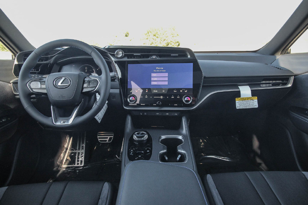 New 2026 Lexus RZ 450e AWD w/ Luxury Package image 12