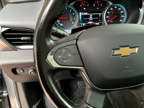 Used 2019 Chevrolet Traverse LT w/ LPO, Floor Liner Package FWD image 11