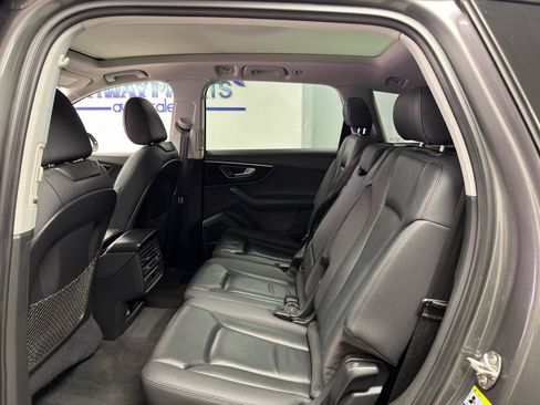 Used 2021 Audi Q7 3.0T Premium Plus AWD/4WD image 31