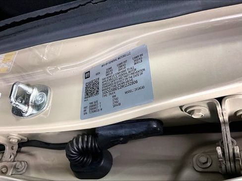 Used 2024 Chevrolet Colorado W/T image 18