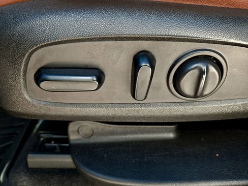 Used 2018 Chevrolet Traverse High Country image 24