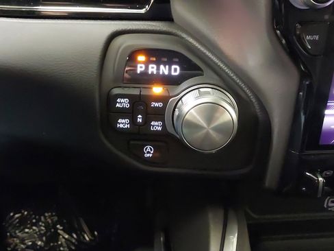 New 2026 RAM 1500 Laramie AWD/4WD image 22