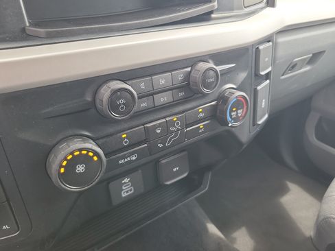 Used 2023 Ford F250 XL w/ STX Appearance Package AWD/4WD image 27