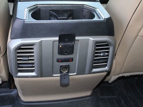 Used 2015 Ford F150 Lariat w/ Equipment Group 502A Luxury image 17