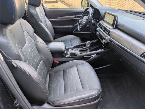 Used 2021 Kia Telluride SX w/ SX Prestige Package AWD/4WD image 10