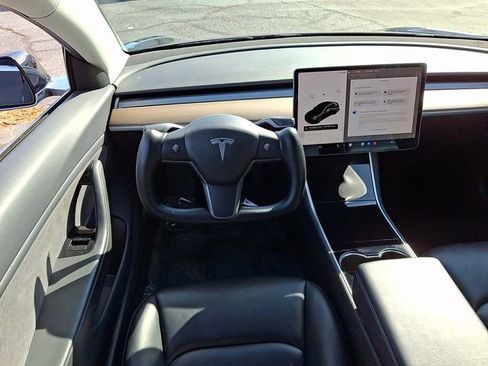 Used 2019 Tesla Model 3 Standard Range Plus image 14