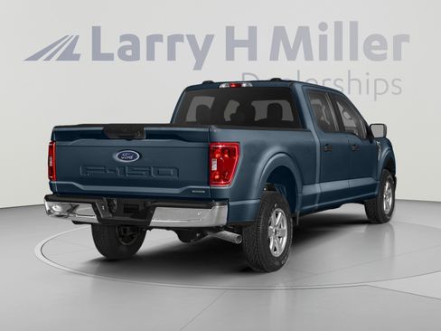 Used 2021 Ford F150 XLT w/ Equipment Group 302A High AWD/4WD image 3
