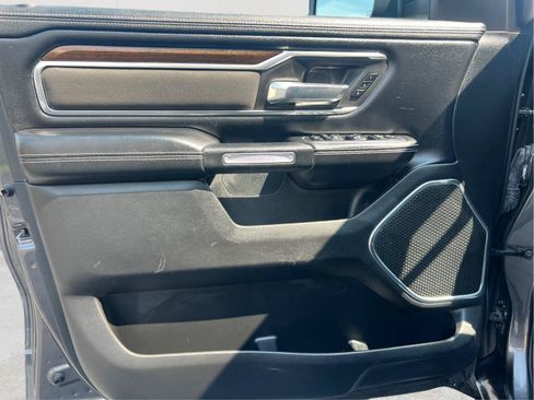 Used 2021 RAM 1500 Laramie RWD image 11