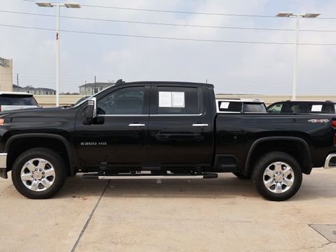 Used 2023 Chevrolet Silverado 2500 LTZ w/ LTZ Plus Package image 4