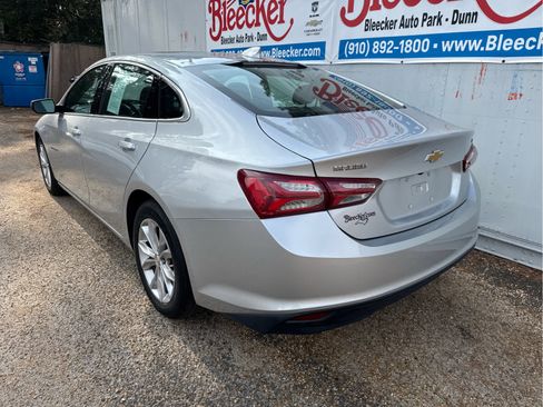Used 2022 Chevrolet Malibu LT image 8
