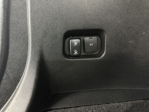 Used 2024 Ford Edge SEL w/ Convenience Package image 28