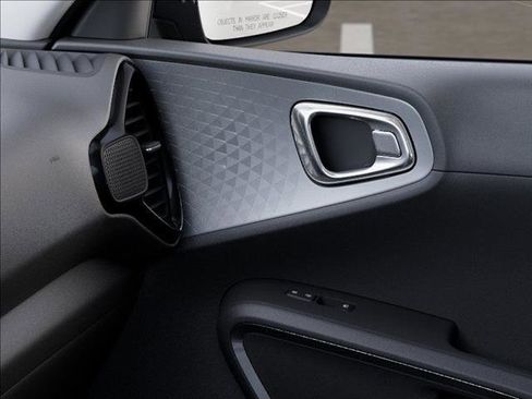 New 2025 Kia Soul S image 25