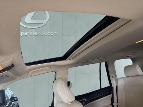 Certified 2023 Lexus GX 460 Premium w/ Premium Plus Package AWD/4WD image 22