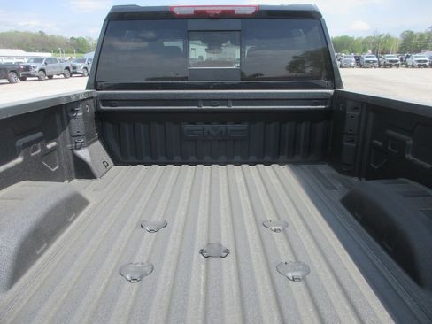 New 2026 GMC Sierra 2500 AT4 w/ AT4 Premium Plus Package image 6