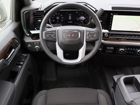 New 2026 GMC Sierra 1500 SLE AWD/4WD image 17