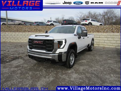 Used 2024 GMC Sierra 2500 Pro image 1