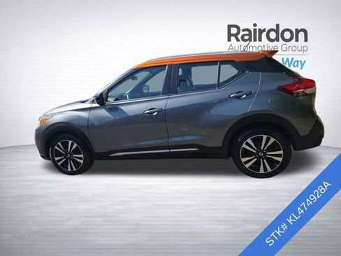 Used 2019 Nissan Kicks SR w/ SR Premium Package FWD image 4
